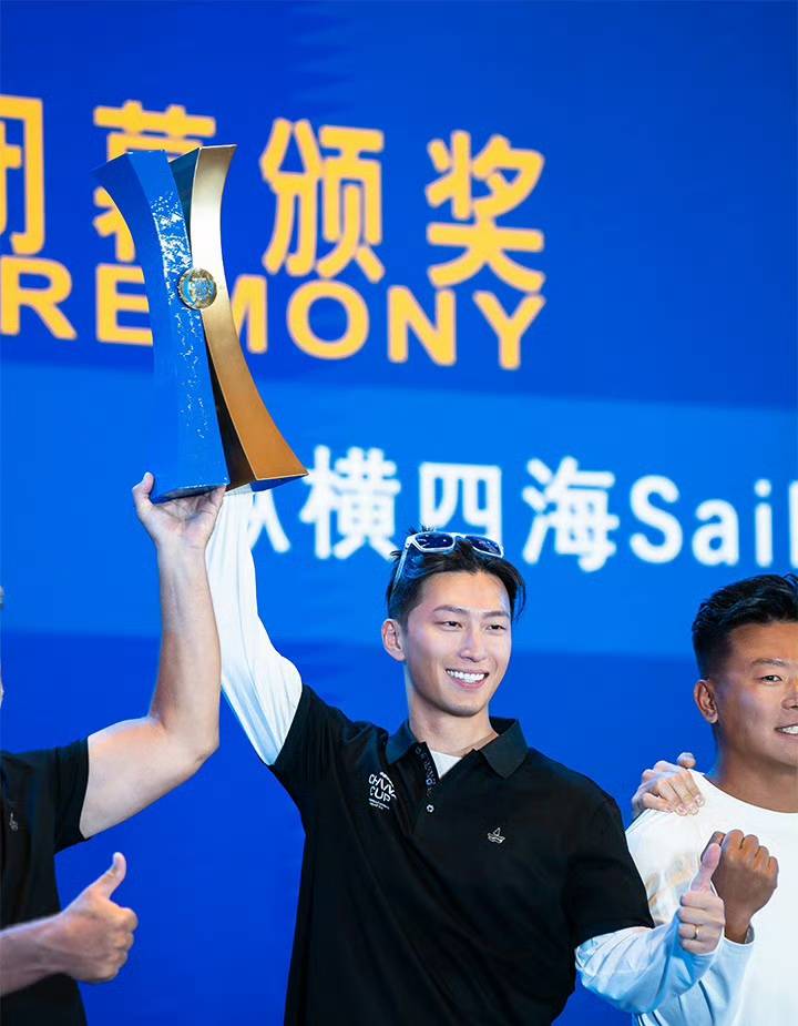帆船男子帆板决赛，法国选手勇夺金牌